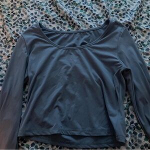 Size Medium Blue long sleeve stretchy crop top (idk the brand)